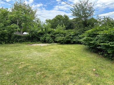 2405 36th St, Des Moines, IA 50310 - photo 5