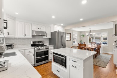 22 Robert St, Wakefield, MA 01880 - photo 5