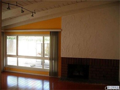 Cozy Fireplace Viewable from Kitchen!
