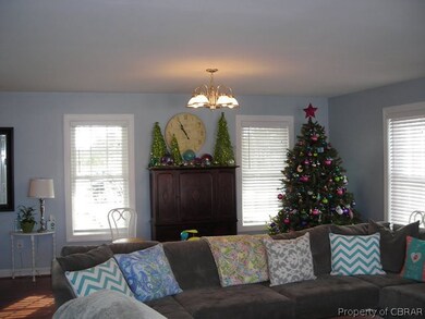 755 Bagby St, West Point, VA 23181 - photo 5