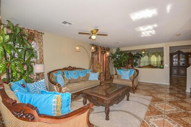 Large livingroom