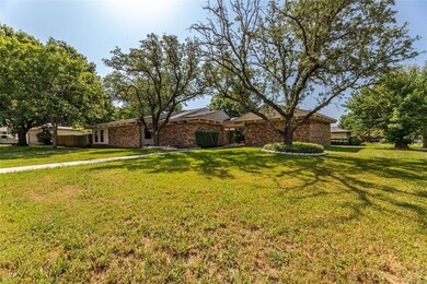1243 Hilltop Dr, Cleburne, TX 76033 - photo 3