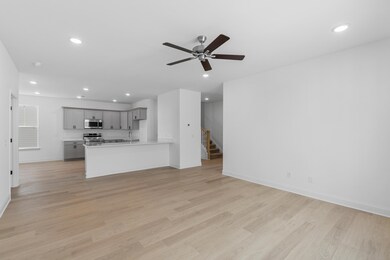 Daisy Living Area