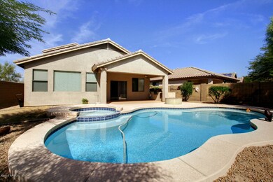 HalfMoon-Pool-2