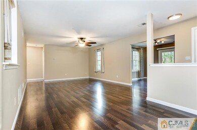 18-2 Augusta Ct, Freehold, NJ 07728 - photo 4