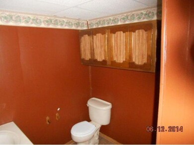 1015 Fairview St, Lawrenceburg, IN 47025 - photo 7