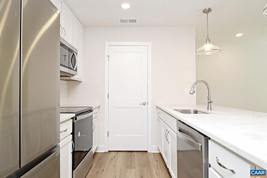 5063 Mary Jackson Ct unit B, Lake Monticello, VA 22902 - photo 2