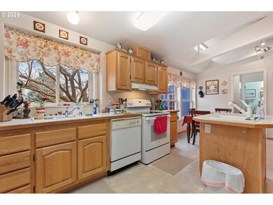 3640 Birch St, Baker City, OR 97814 - photo 7