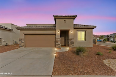 824 Paseo Solar Dr, Horizon City, TX 79928 - photo 4