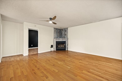 109 Ridgeway Rd, McKee, KY 40447 - photo 2