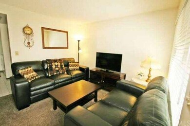 9928 1/2 Cedar St, Bellflower, CA 90706 - photo 5