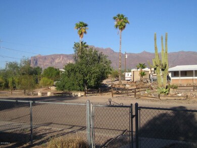 b Superstition Mnt. Views