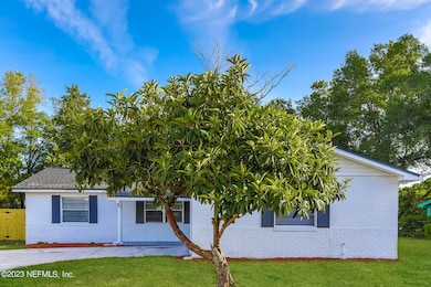 8203 Ireland Dr, Jacksonville, FL 32244 - photo 2