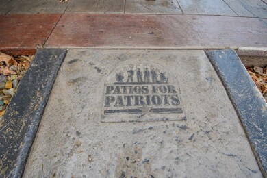 954 Ivanhoe Ln, Dyer, IN 46311 - photo 3