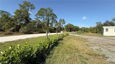 28119 Crescent Lake Dr, Punta Gorda, FL 33955 - photo 5