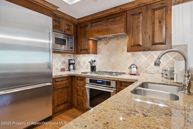 15BKitchen