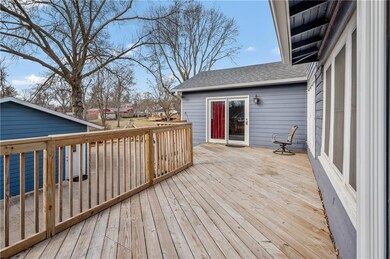 721 W 9th St S, Newton, IA 50208 - photo 5