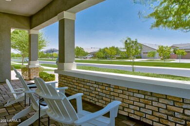 2902 E Bloomfield Prky-8248