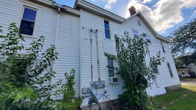 260 S Jefferson St, Berne, IN 46711 - photo 7