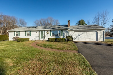 7 East Rd, Broad Brook, CT 06016 - photo 2