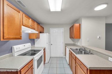5610carolinabeachrd13_00011