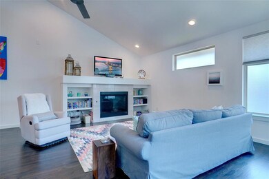 2205 Chunk Ct, Dallas, TX 75206 - photo 5