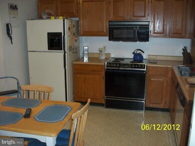 4300 Fairview Ave, Baltimore, MD 21216 - photo 5