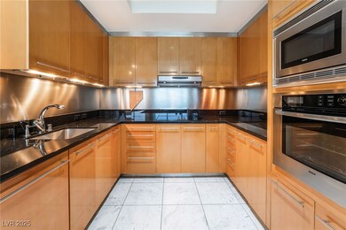 Sky Las Vegas unit 4101, Las Vegas, NV 89109 - photo 4