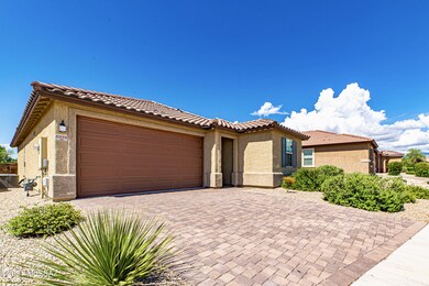Concrete paver driveway