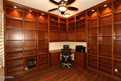 11047 E Verbena Ln, Scottsdale, AZ 85255 - photo 5