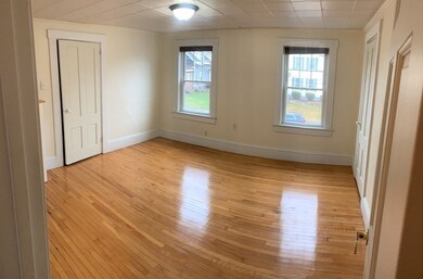 9 Summer St unit 2, Wakefield, MA 01880 - photo 4