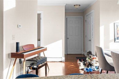 Entry with counter space
