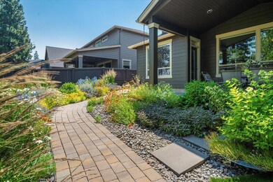 60342 SE Hedgewood Ln, Bend, OR 97702 - photo 3