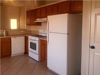 14004 Stoutland Ln, El Paso, TX 79928 - photo 3