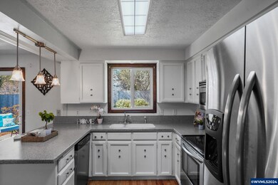 6215 13th Ave SE, Salem, OR 97306 - photo 6