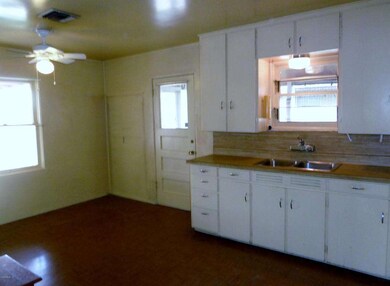 Front house k2