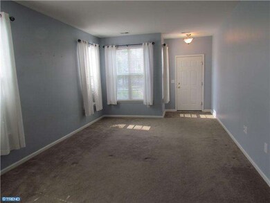 329 Chancellor Dr, Woodbury, NJ 08096 - photo 2