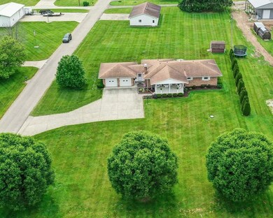 5631 Old Logan Rd SE, Lancaster, OH 43130 - photo 2