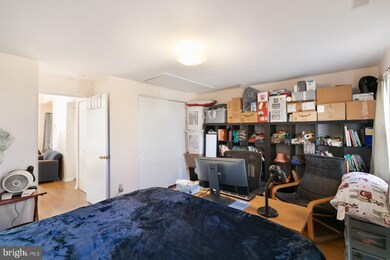 922 Montgomery Ave unit B3, Bryn Mawr, PA 19010 - photo 6