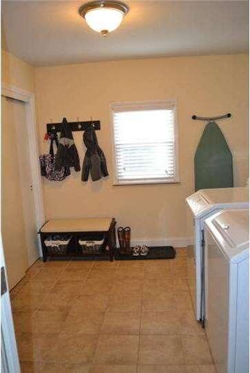 2038 Spring Mill Rd, Lafayette Hill, PA 19444 - photo 2