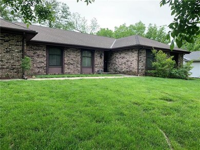 6915 Widmer Rd, Shawnee, KS 66216 - photo 2