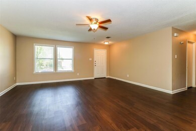 unlisted-address, Denton, TX 76210 - photo 3