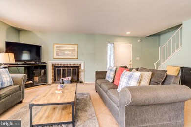 9312 Jarrett Ct, Montgomery Village, MD 20886 - photo 6