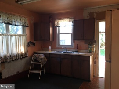 239 Union Ave, Runnemede, NJ 08078 - photo 4