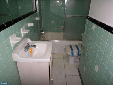 429 S 2nd St, Darby, PA 19023 - photo 4