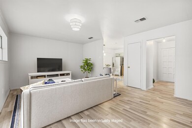 9001 Glenn Dr, Fort Worth, TX 76108 - photo 4