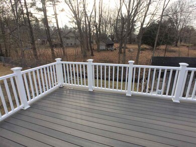 11 Salmon St, Newmarket, NH 03857 - photo 7