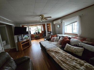 39 S Main St, Millbury, MA 01527 - photo 5