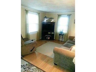 46 Madison St, Pawtucket, RI 02861 - photo 4