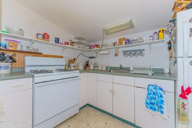 499 6th Ave, Troy, NY 12182 - photo 6